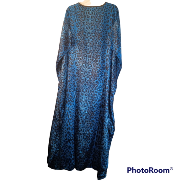 Winlar silky soft satin Leopard Print Caftan OS blue/black - Picture 2 of 7